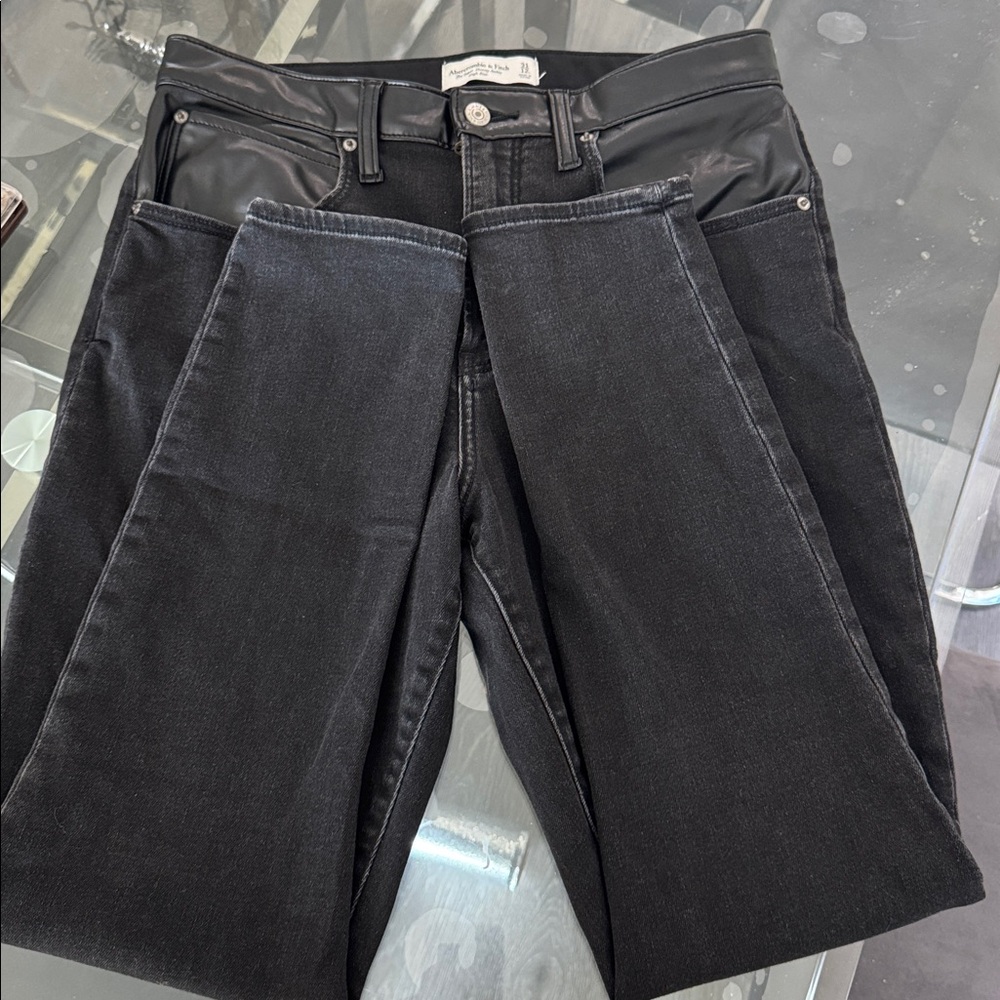 Abercrombie & Fitch Super Skinny Ankle High Rise Curve Love Size 31